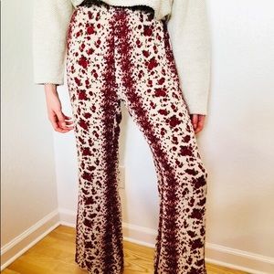 Brandy Melville Alexah Pants in Rosebud Print